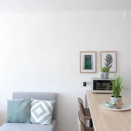 Athena Beach 4.0 דירה לימסול